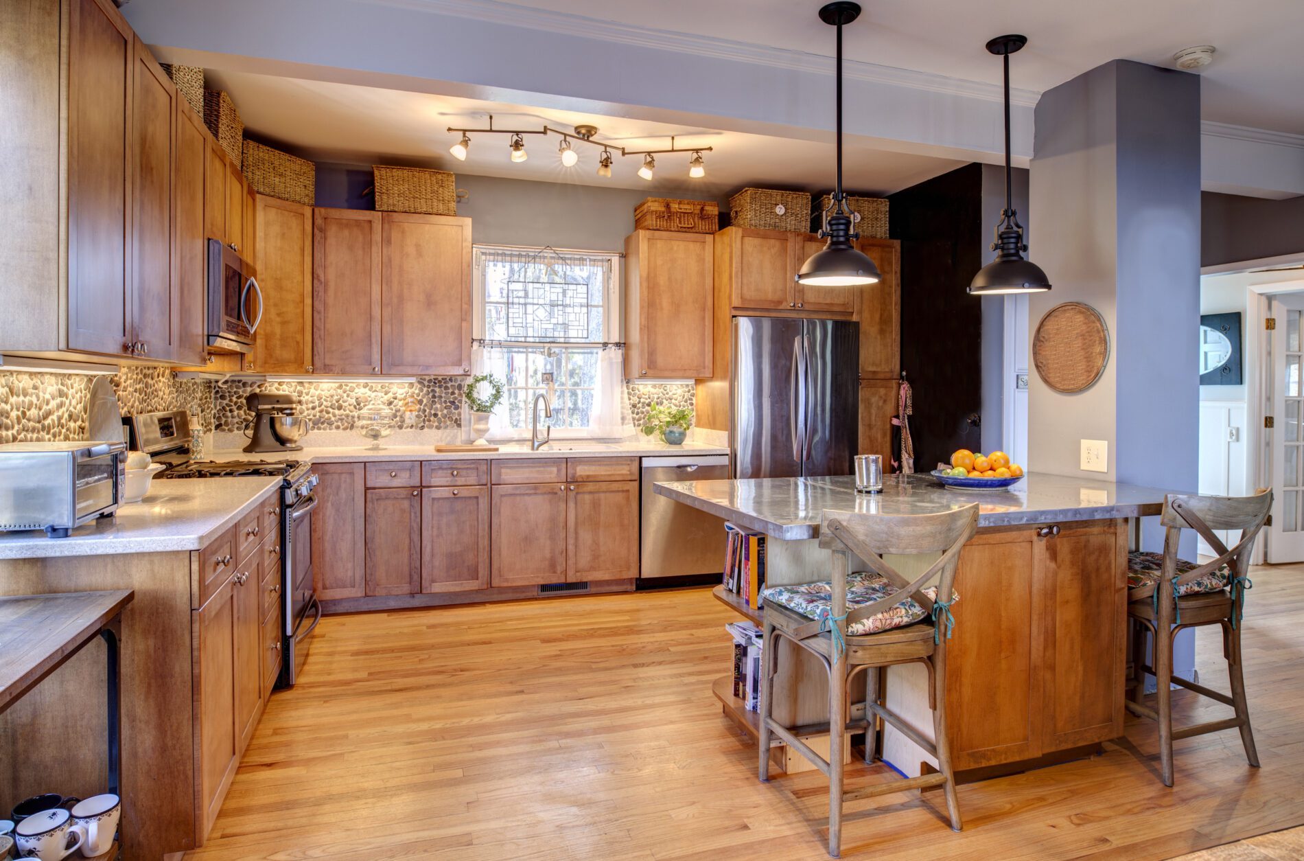 No.1 Best Frisco Kitchen Remodeling in Dallas- Floor Accents